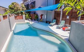 Penthouse 14 - Spacious Coastal Penthouse For 6 W/ Shared Heated Pool, Ocean Views, Central Location Agnes Water/1770